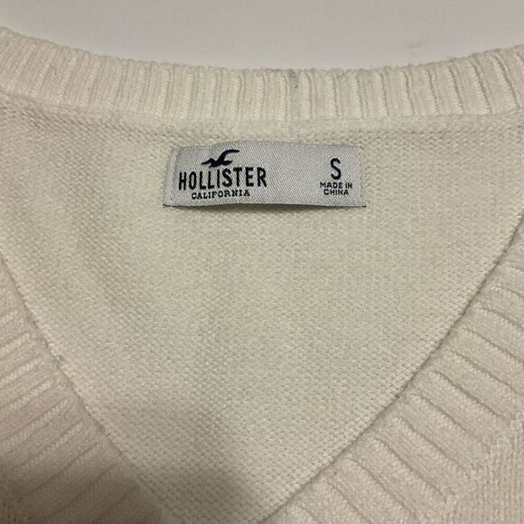 Hollister Mushroom Vest, Tank, Top, Sweater. Small. White - Picture 7 of 10